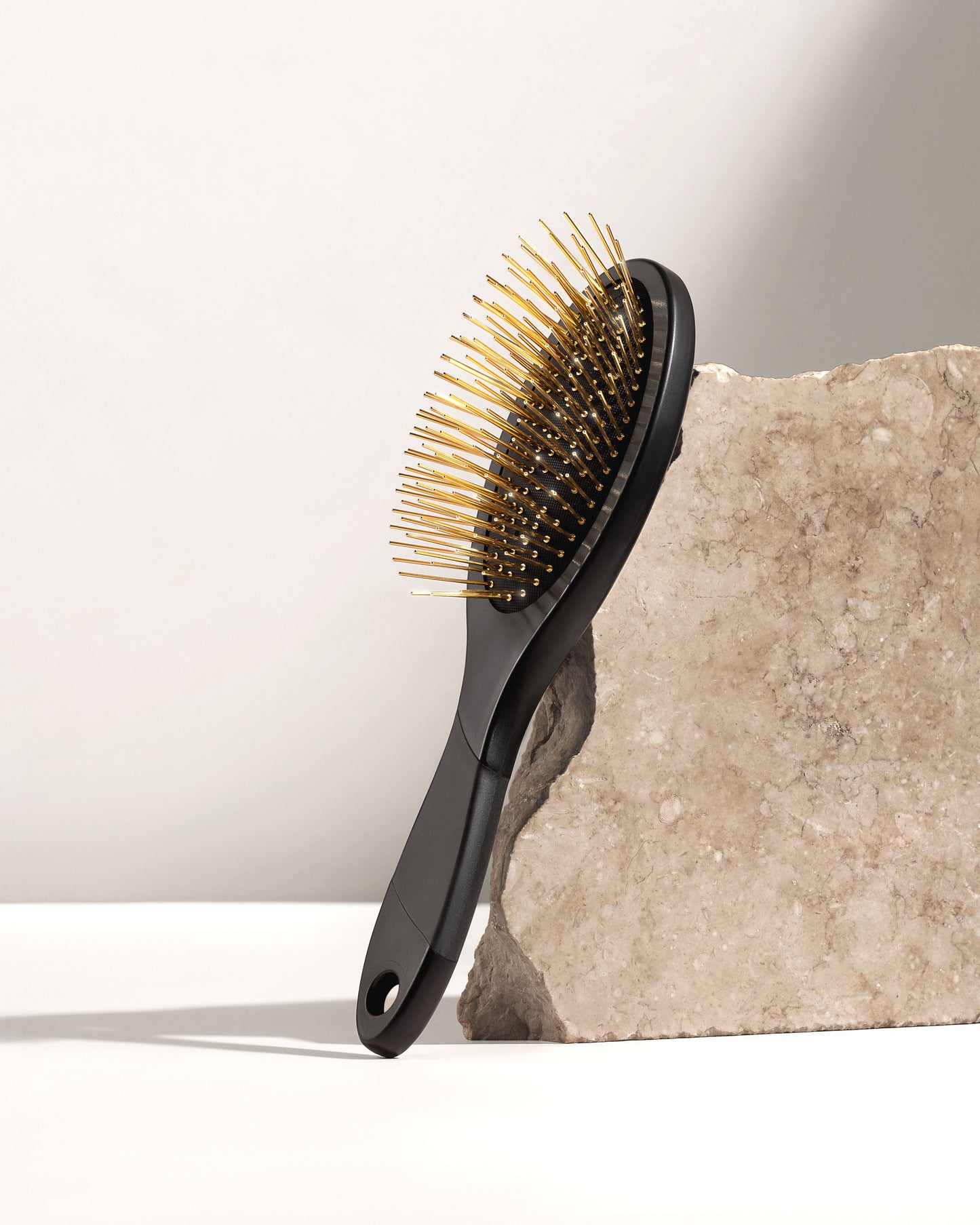 Gua Sha Hair & Scalp Brush - Black Edition