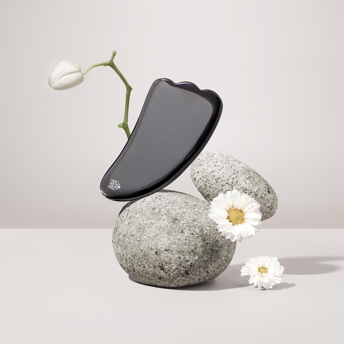 De-puff, Sculpt and De-stress facial muscles and jawline with black obsidian gua sha